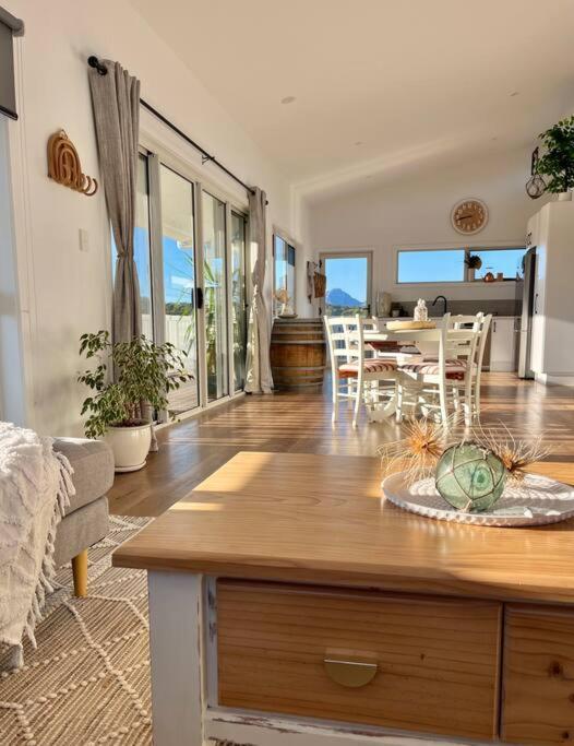 Viola - Seaside Retreat Villa Coles Bay Exterior photo